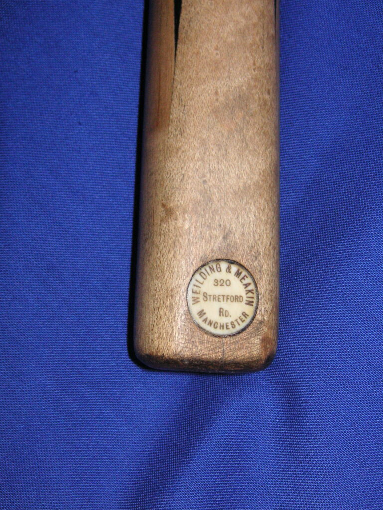 Weilding and Meakin cue